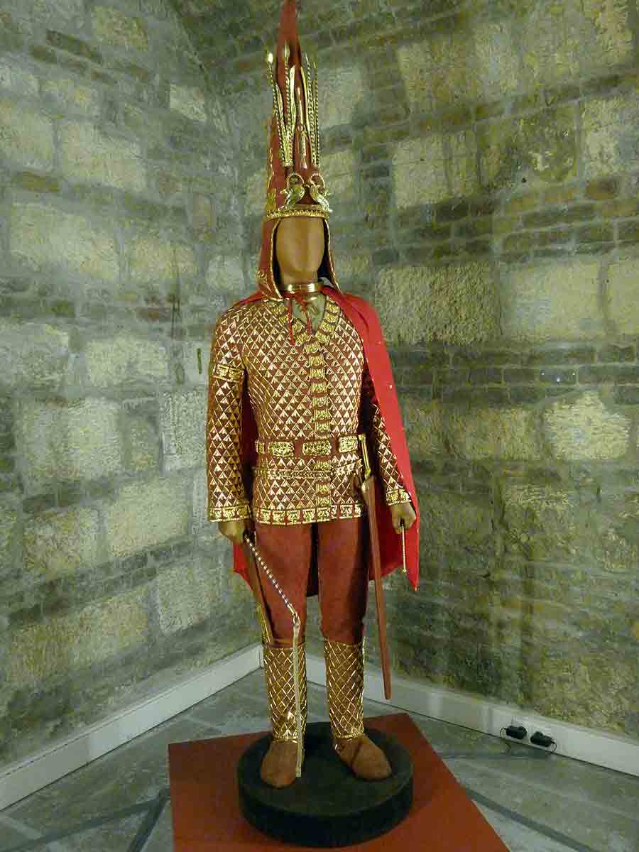 sun emperor scythian issyk