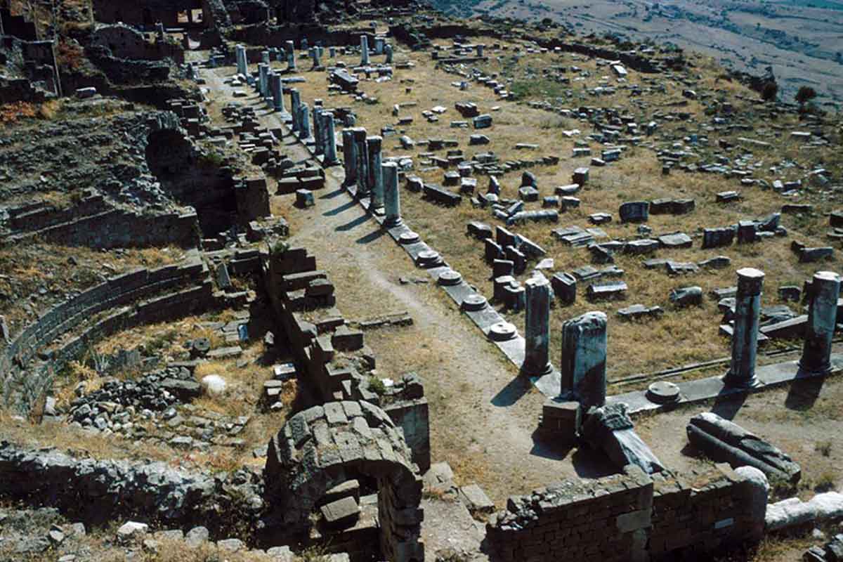 upper gymnasium stoa pergamon