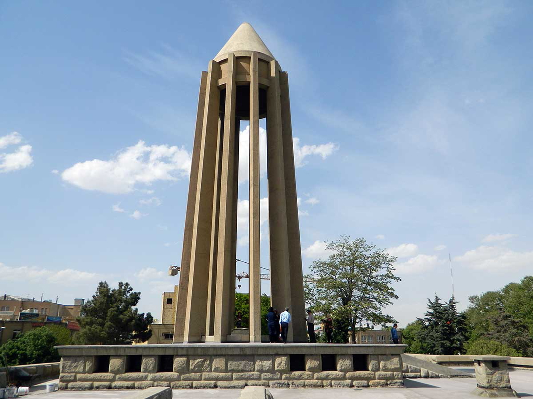 avicenna mausoleum