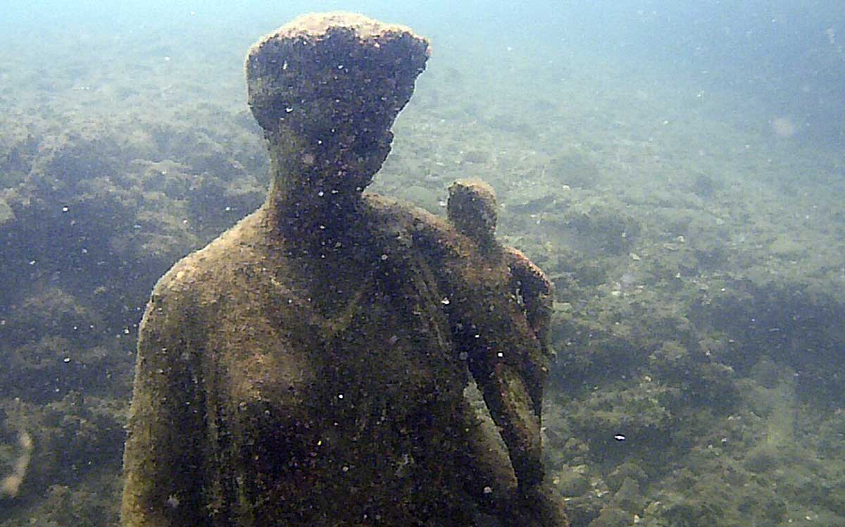 baiae underwater archaeological park roman ruins