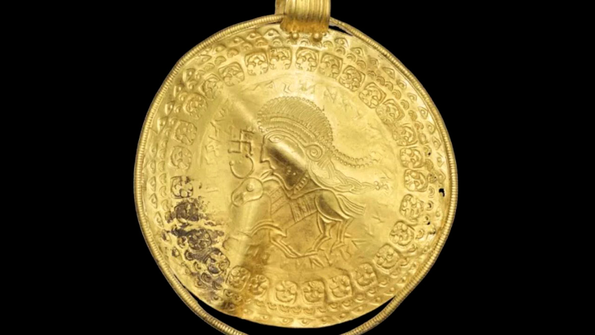 gold breacteate odin