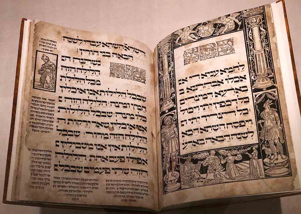 haggadah bohemian met