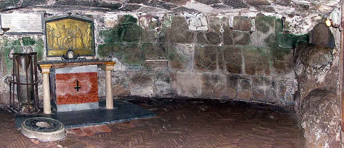 internal mamertime prison ancient rome