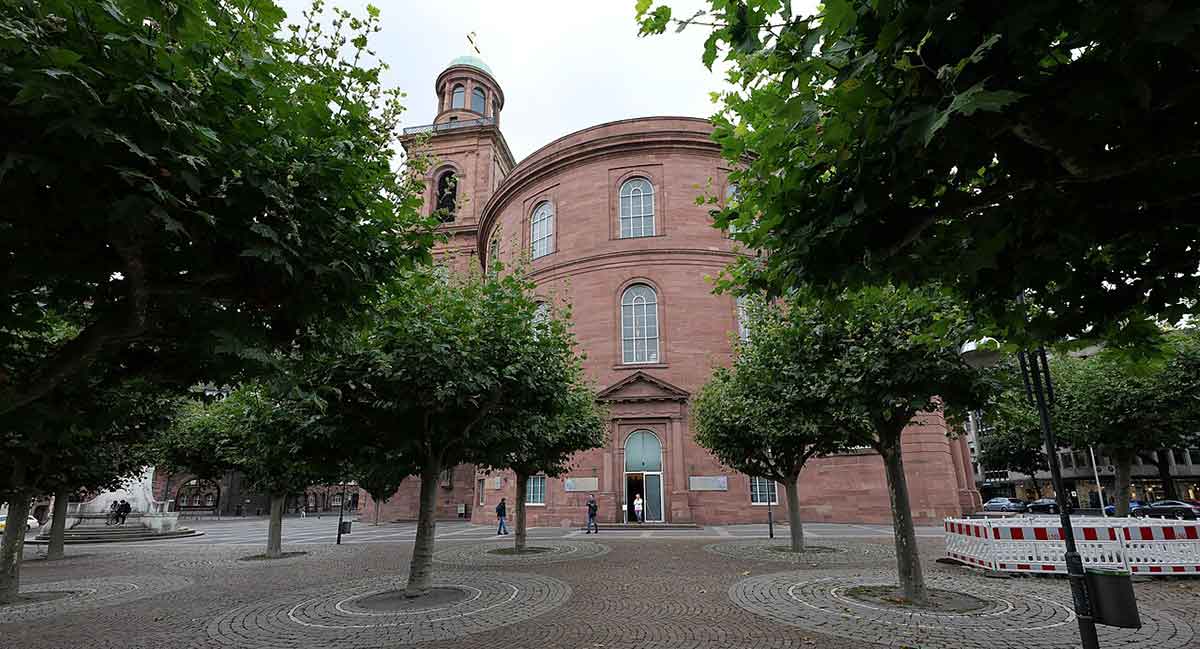 paulskirche frankfurt am main exterior