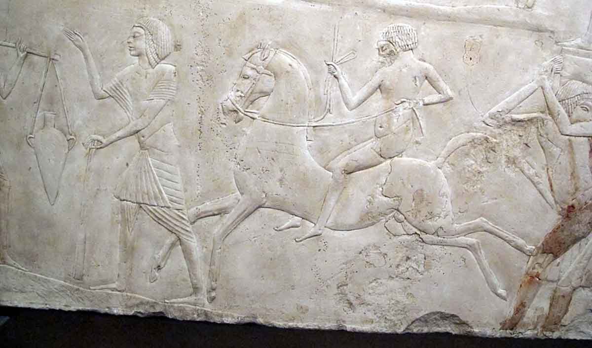 relief tomb horemhed horse rider