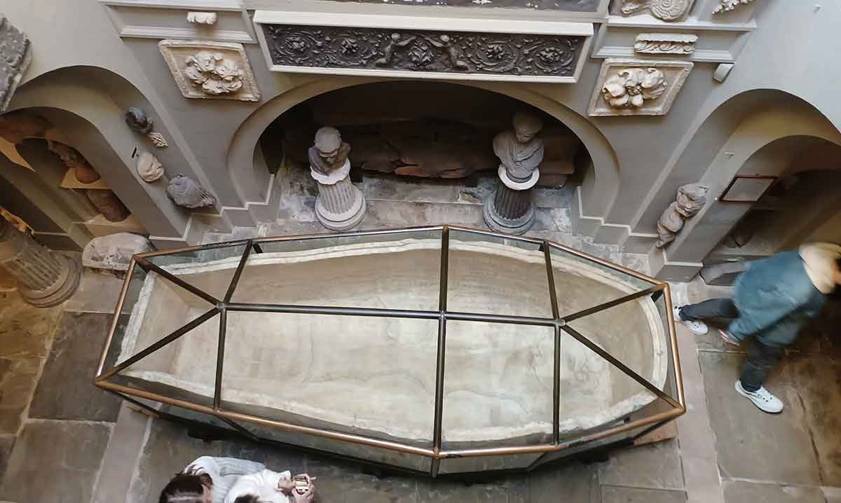 seti sarcophagus soanes museum