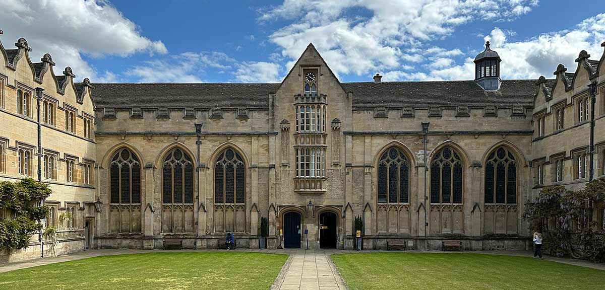 university college oxford quadrangle