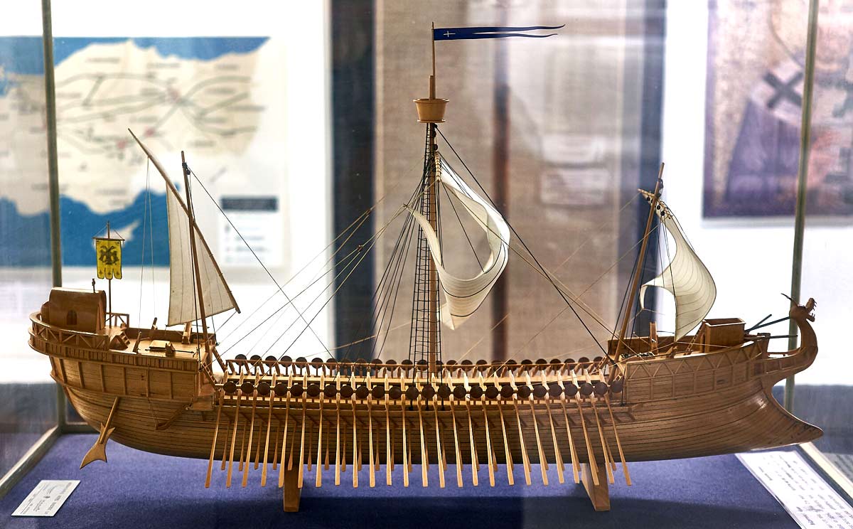 byzantine warship model