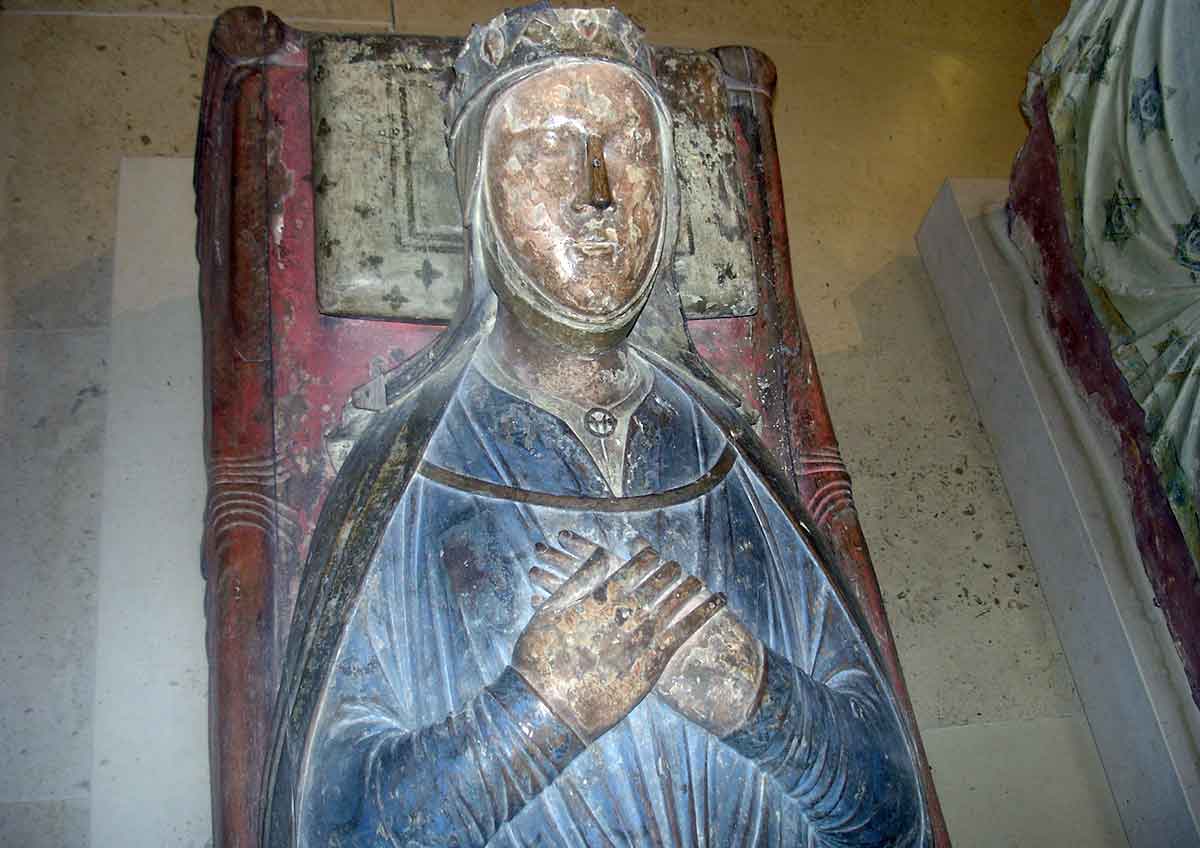 effigy isabella of angouleme