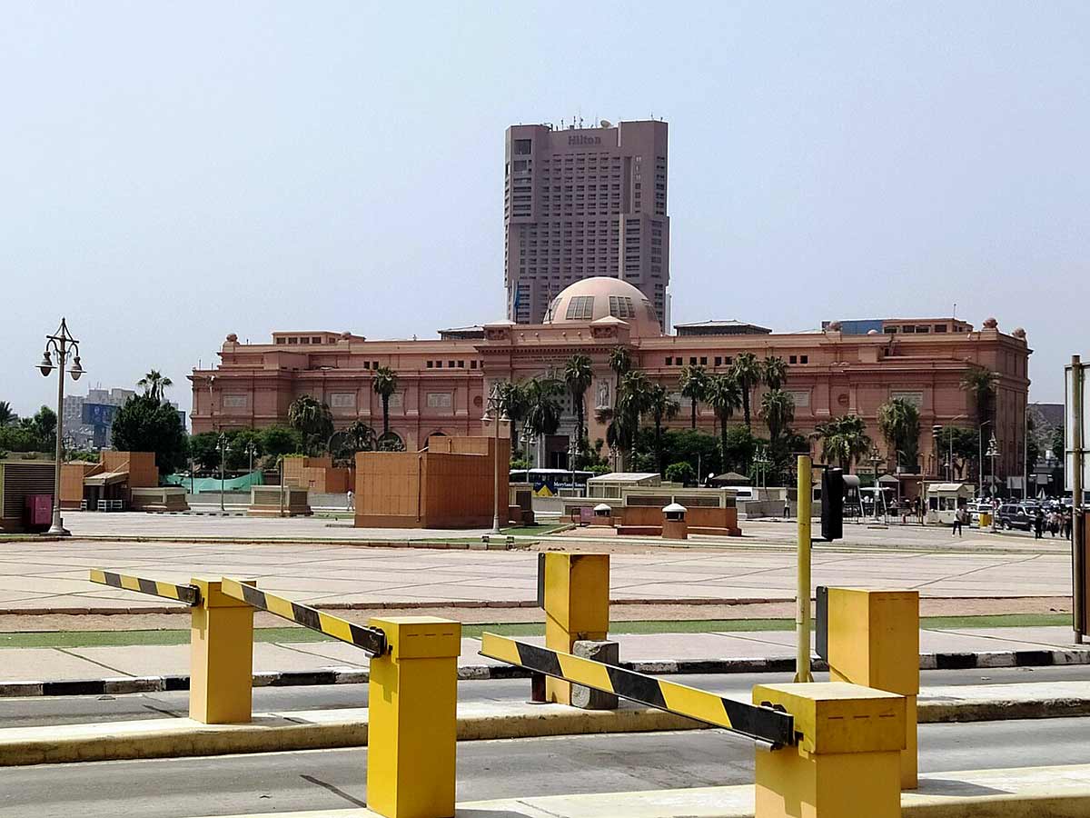 egyptian museum cairo tahrir square