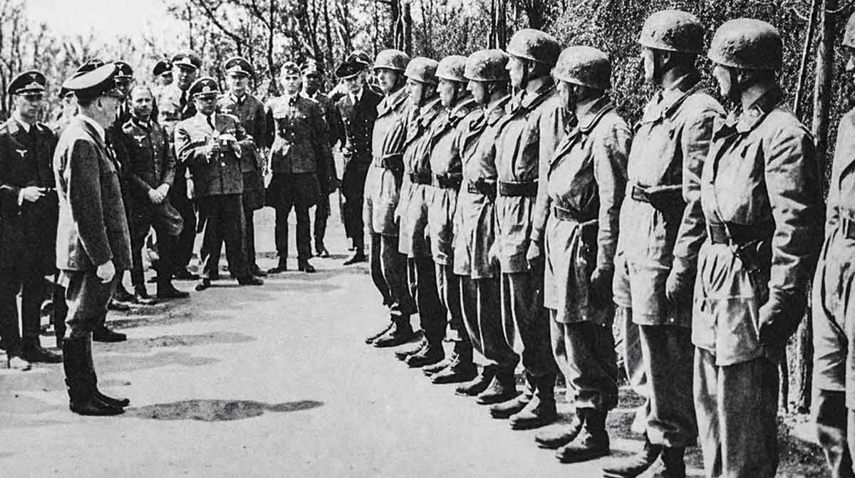 hitler eben emael soldiers
