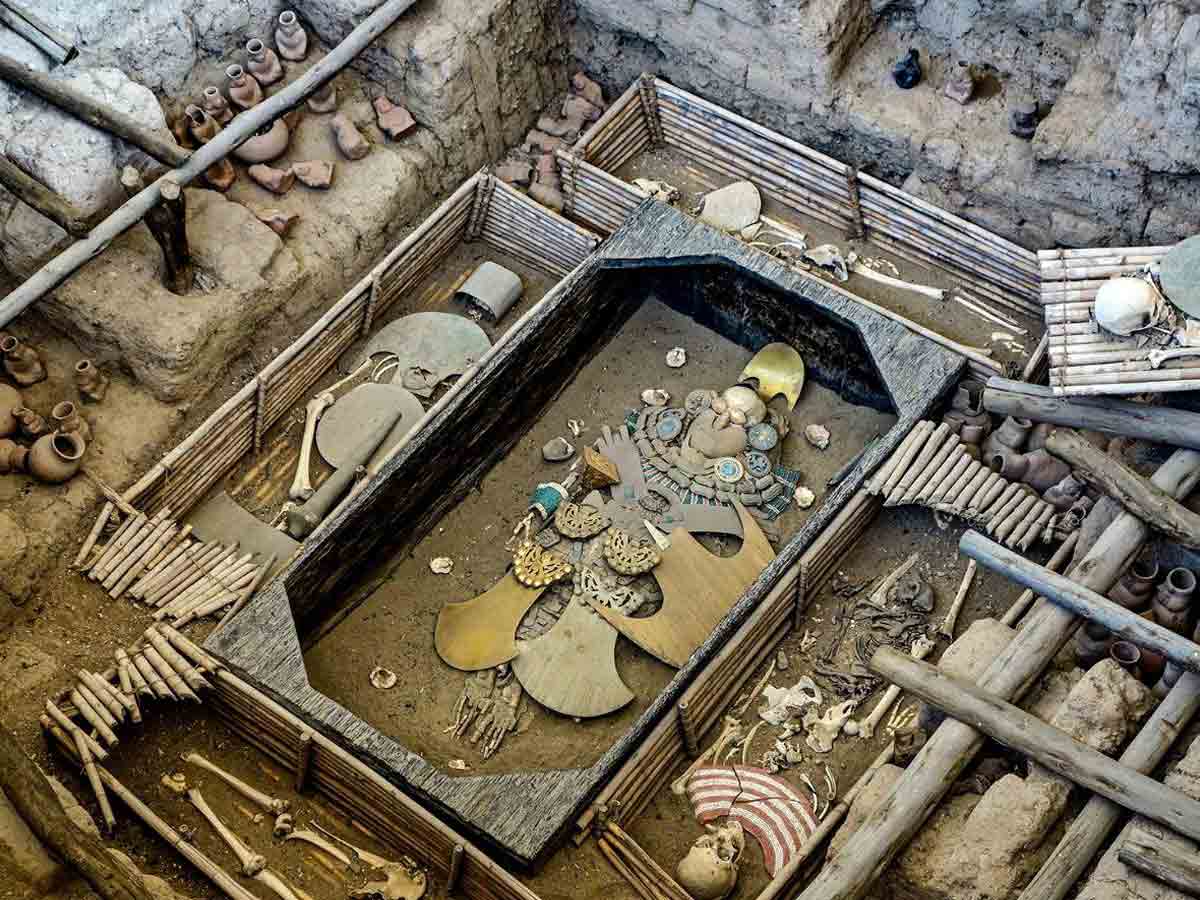 huaca rajada lord sipan moche