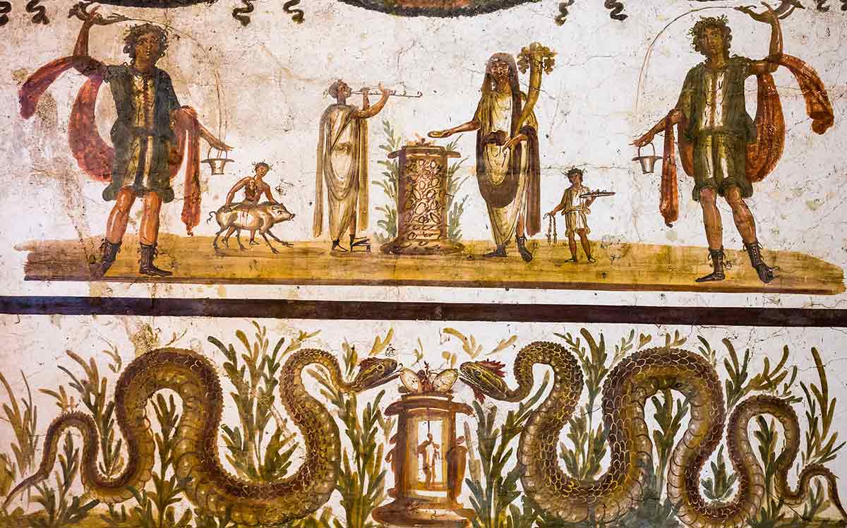 lararium fresco pompeii