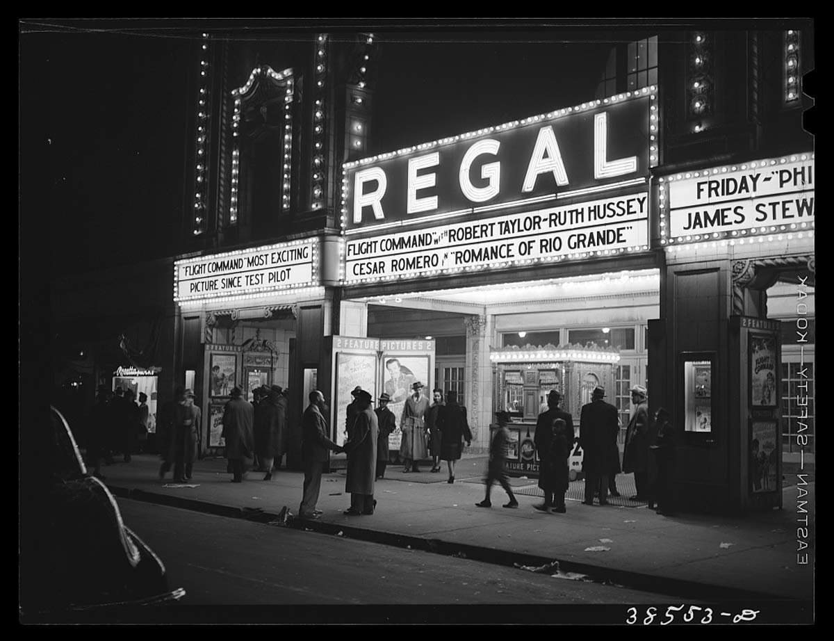 movie theater chicago illinois