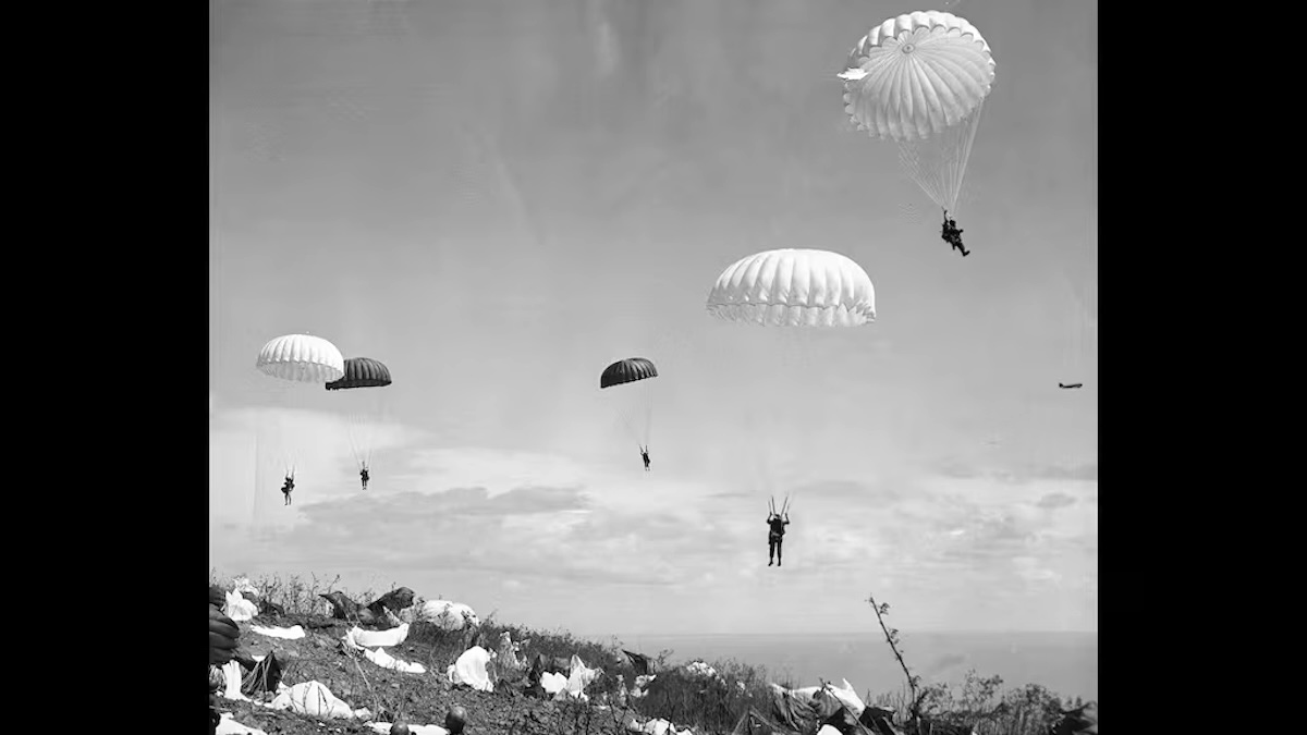 paratroopers drop corregidor