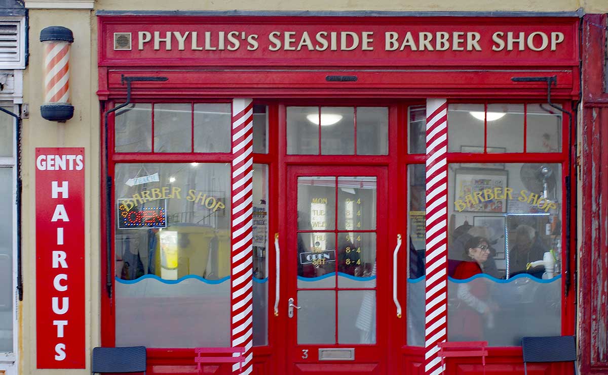 phylliss seaside barber shop