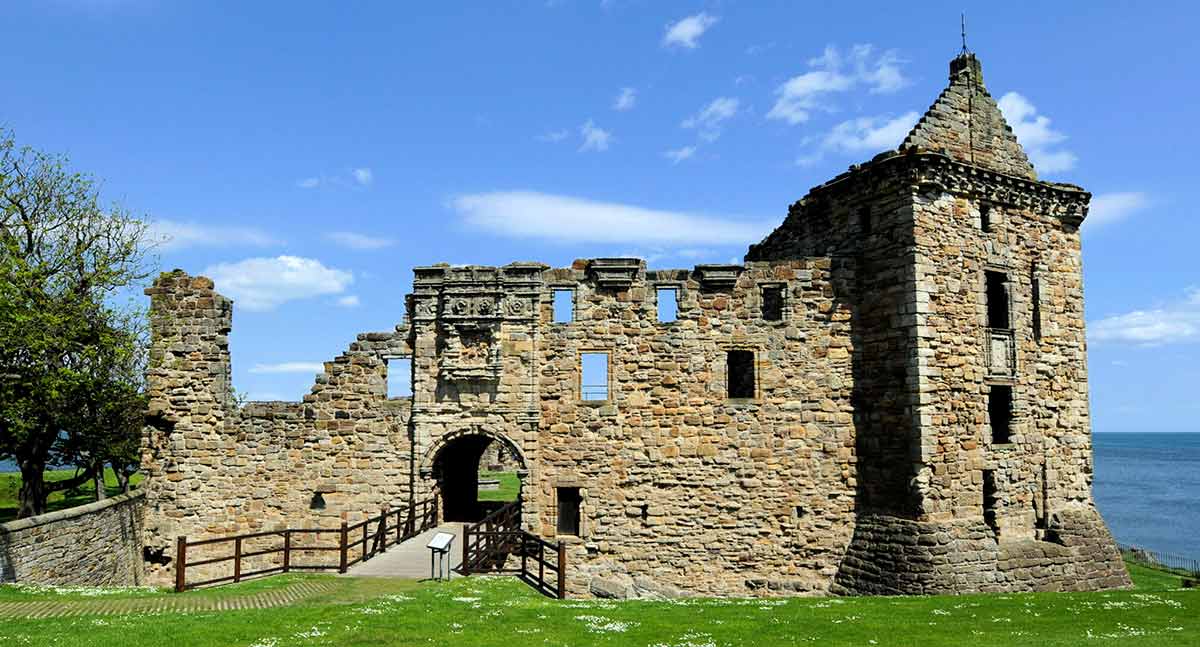 st andrews castle
