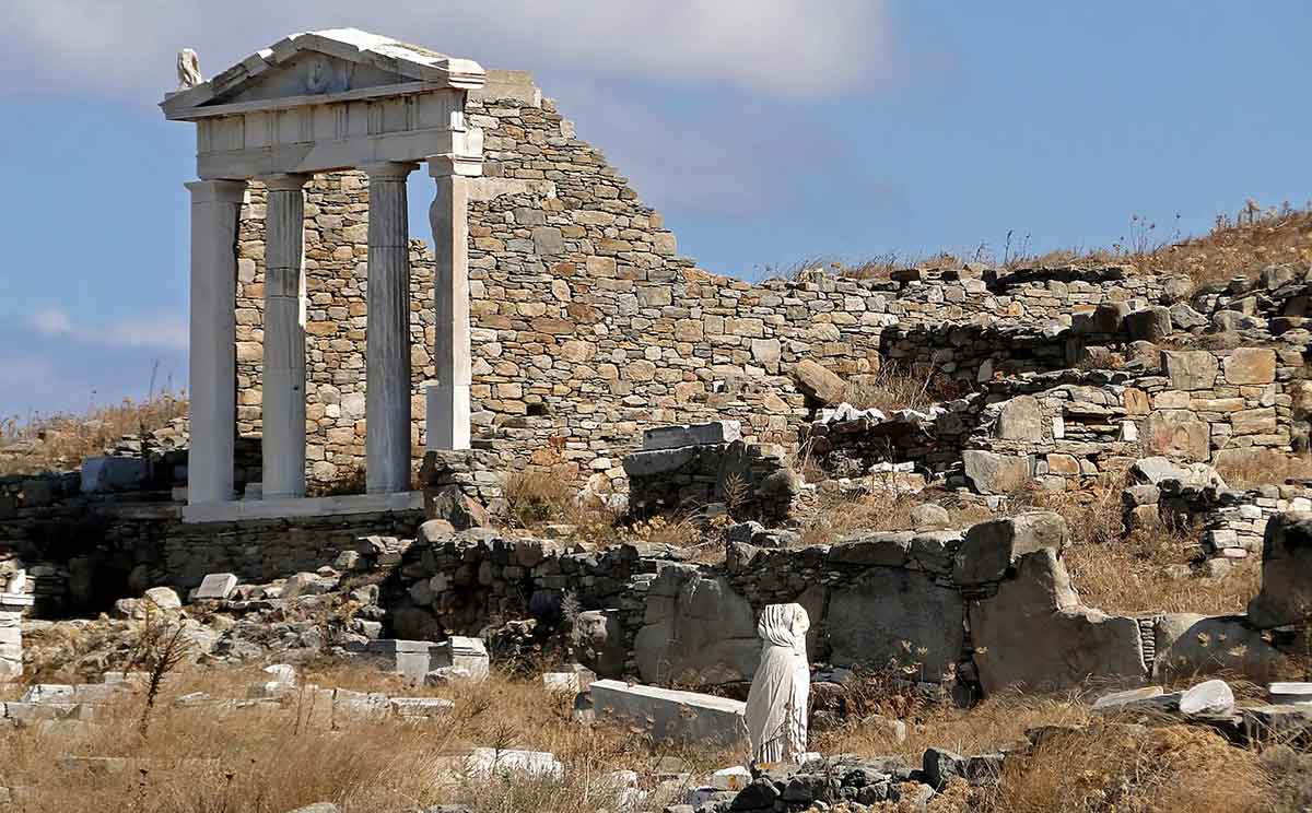 temple isis at delos greek sites