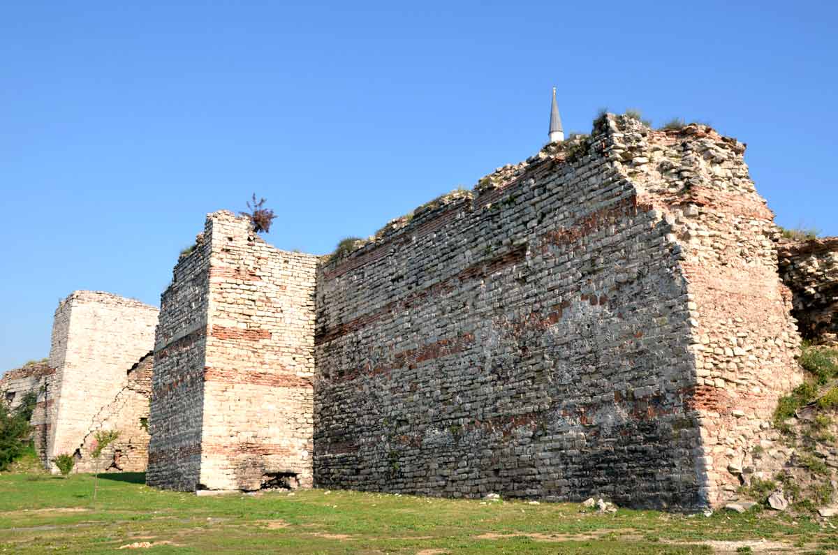 theodosian walls constantinople