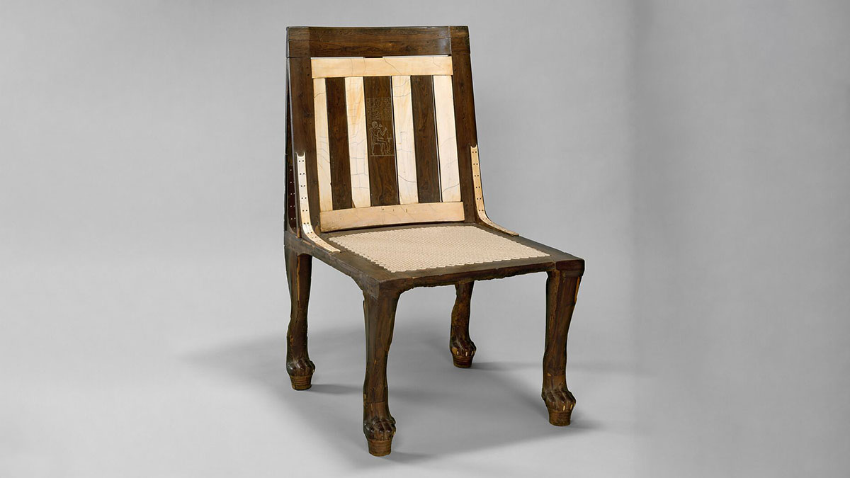chair of reniseneb