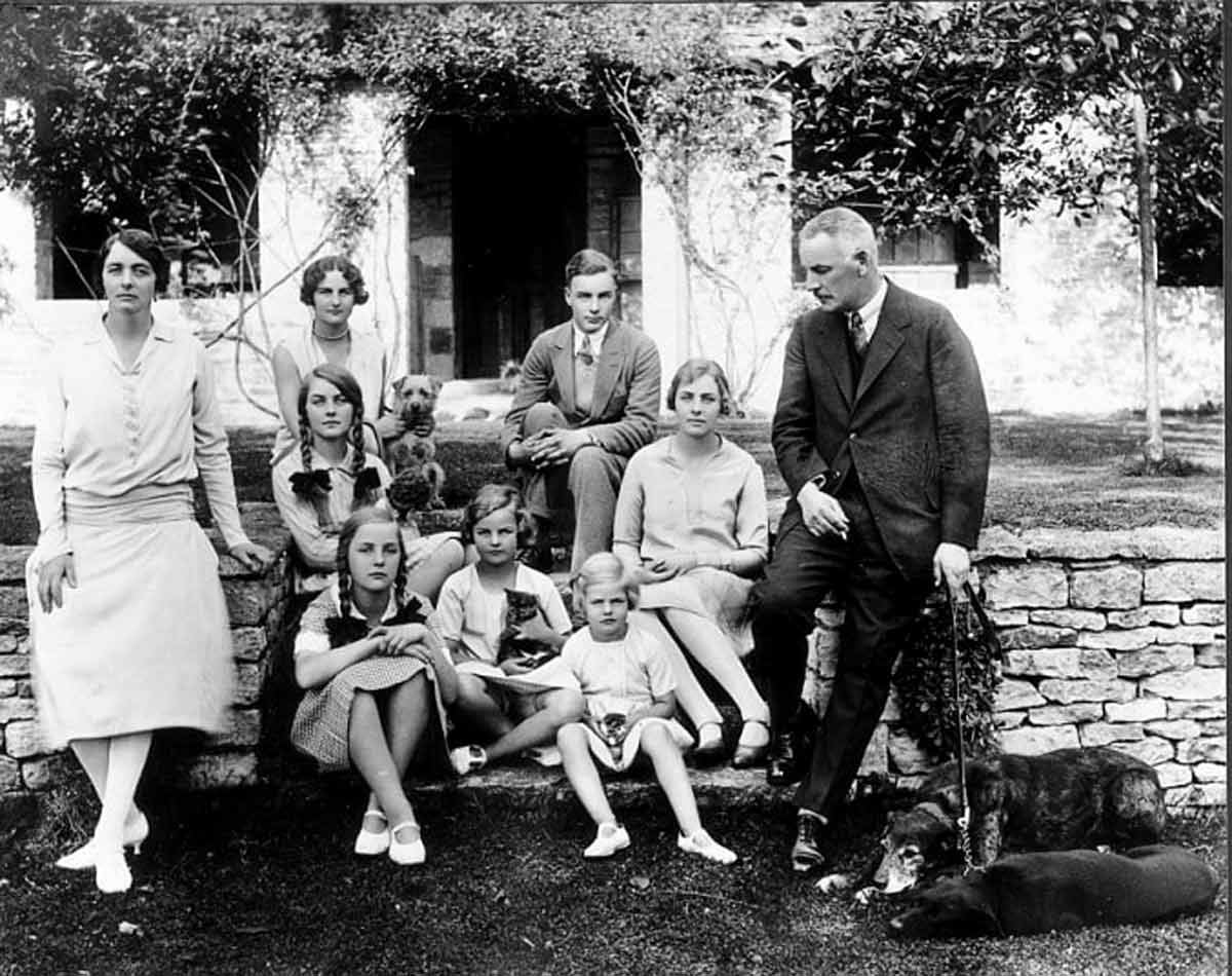 mitford family 1928