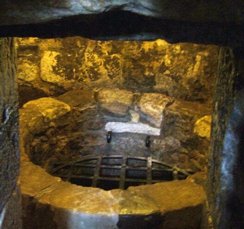 st andrews bottle dungeon