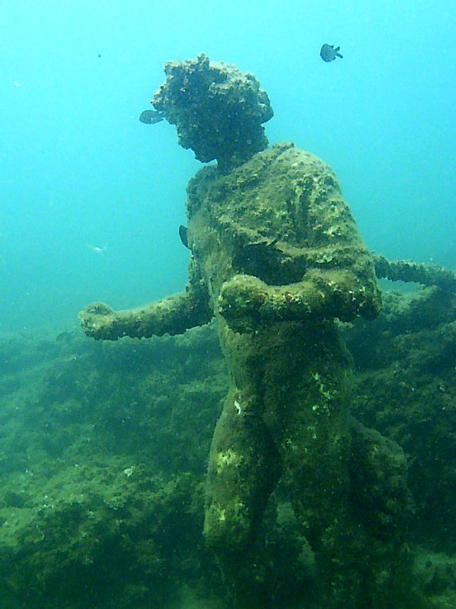 statue underwater archaeologiscal park baiae sunken cities
