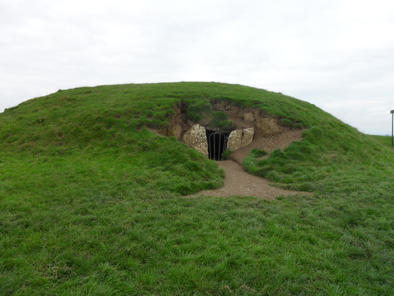 Mound of Hostages, Tara Ireland