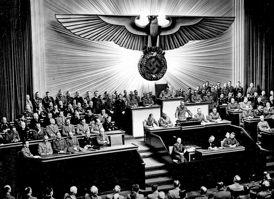 hitler declaration of war
