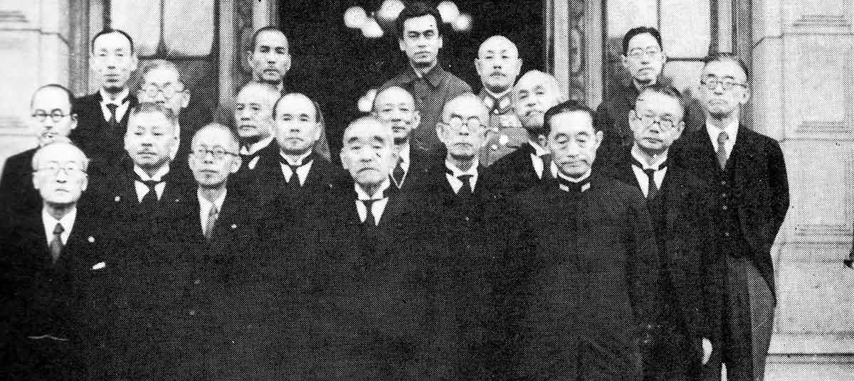 kantaro suzuki cabinet