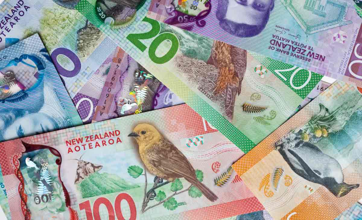 new zealand dollars