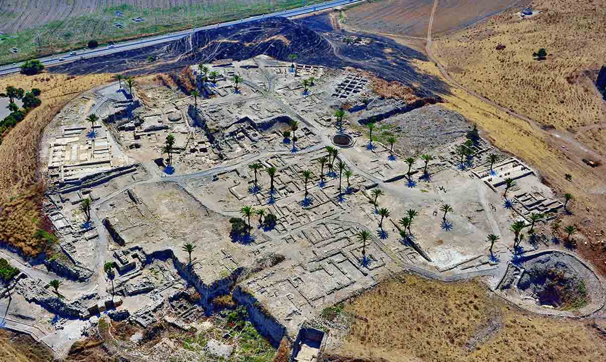 tell megiddo city